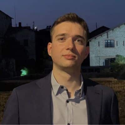 Σταύρος Τομαζινάκης